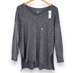 NWT American Eagle XS Gray Cheetah Split Hem Soft Tunic‎ Top
